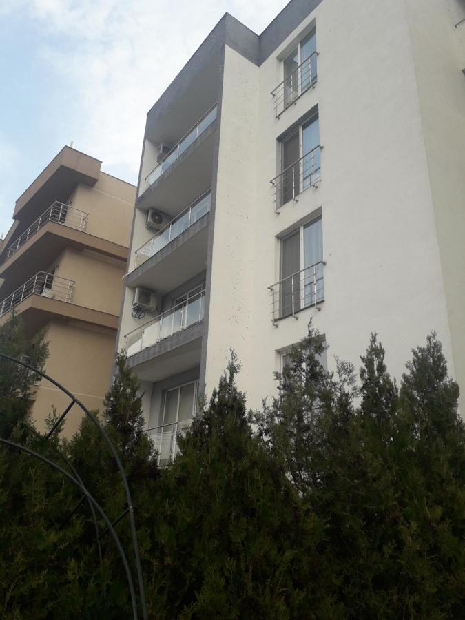 Pirate House Lägenhet Năvodari Exteriör bild